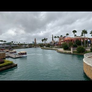 Meet your Posher, Shagufta